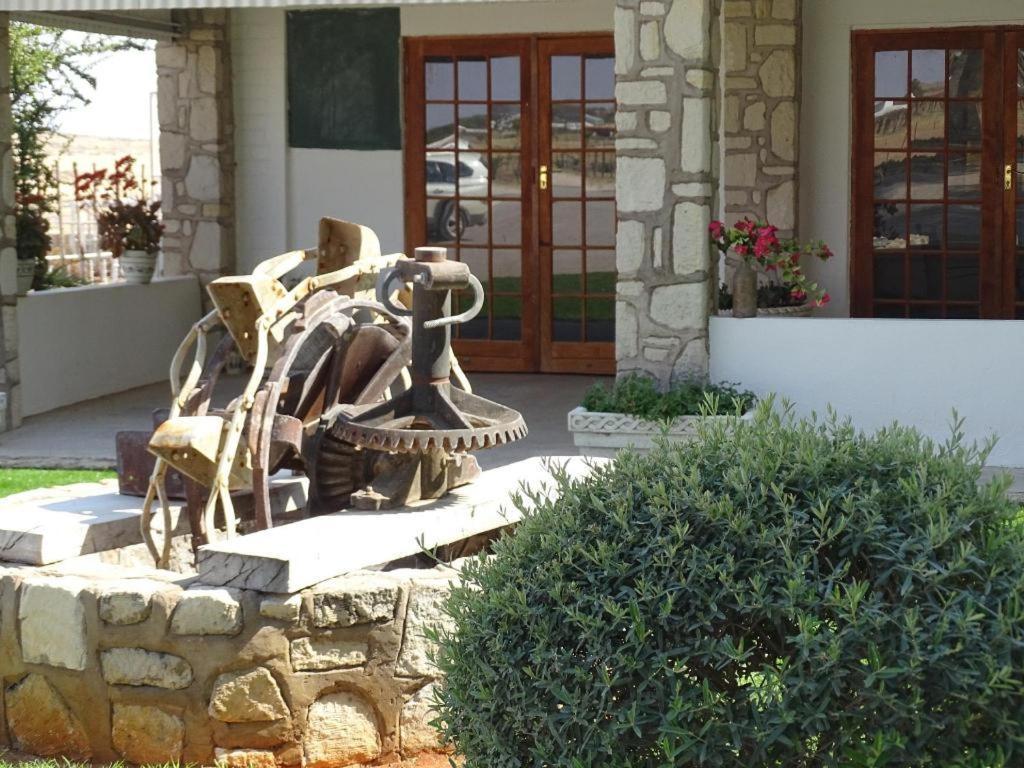 Kalahari Farmhouse, Namibia มาเรียนทอล ภายนอก รูปภาพ