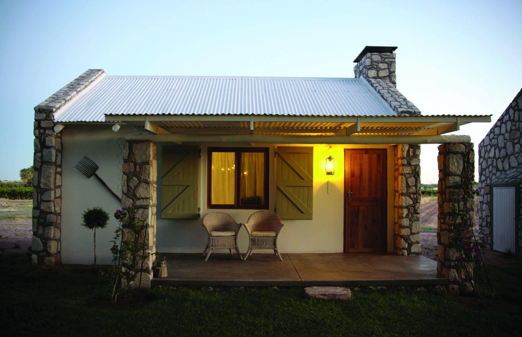 Kalahari Farmhouse, Namibia มาเรียนทอล ภายนอก รูปภาพ